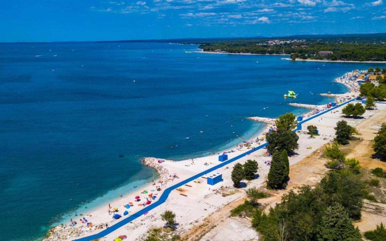Caramel Comforts With Sea View In Stinjan Only 300 Meters From The Beach PUY 외부 사진