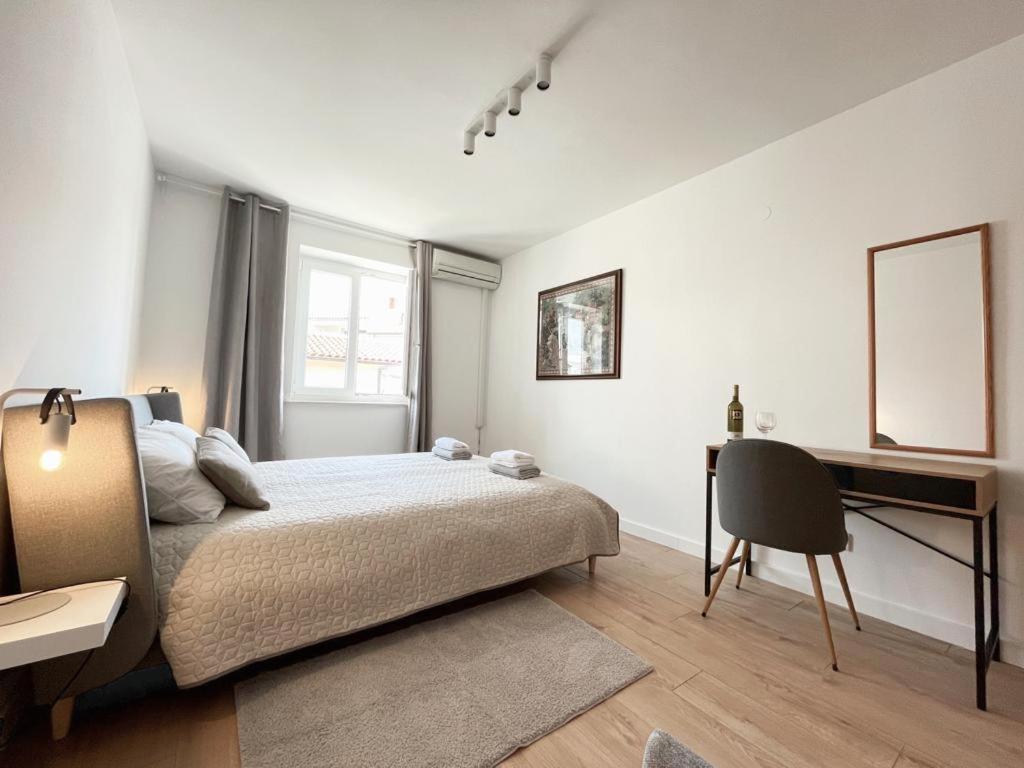 Caramel Comforts With Sea View In Stinjan Only 300 Meters From The Beach PUY 외부 사진